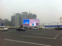 都市大门的入口，不一样的传媒呈现